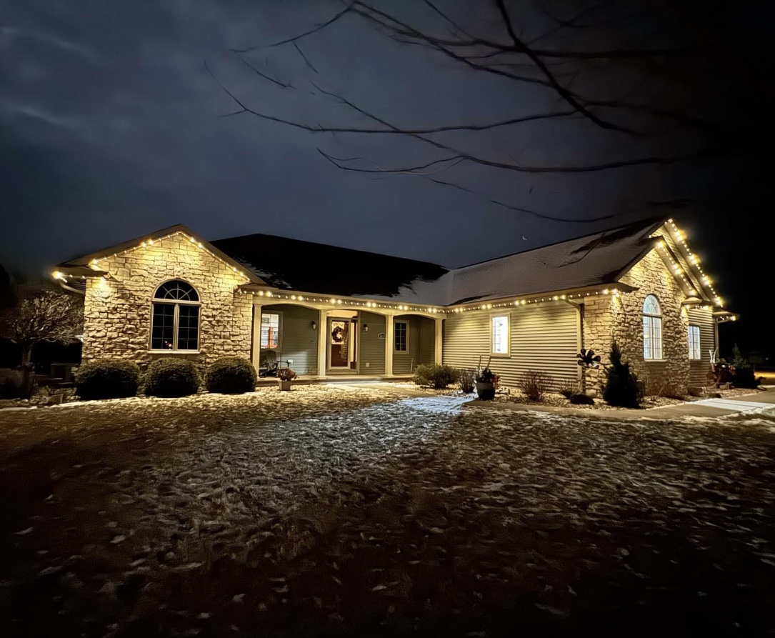 Holiday Lighting project photo