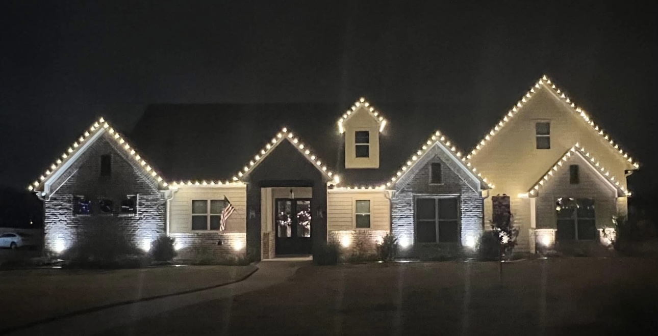 Holiday Lighting project photo
